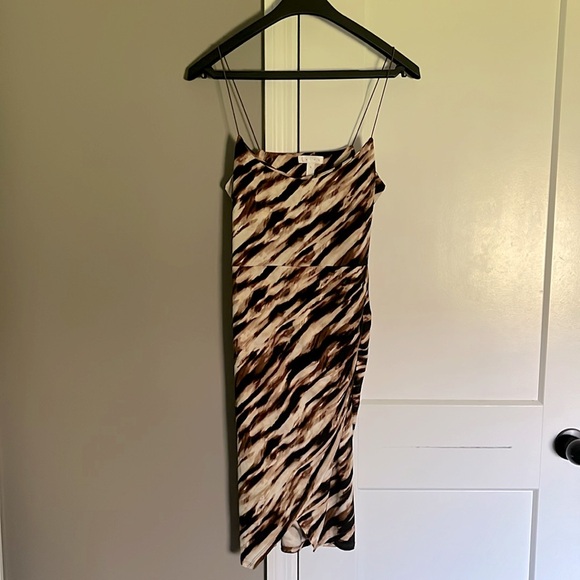 Leith Wrap Animal Print dress - Size M - Picture 1 of 10
